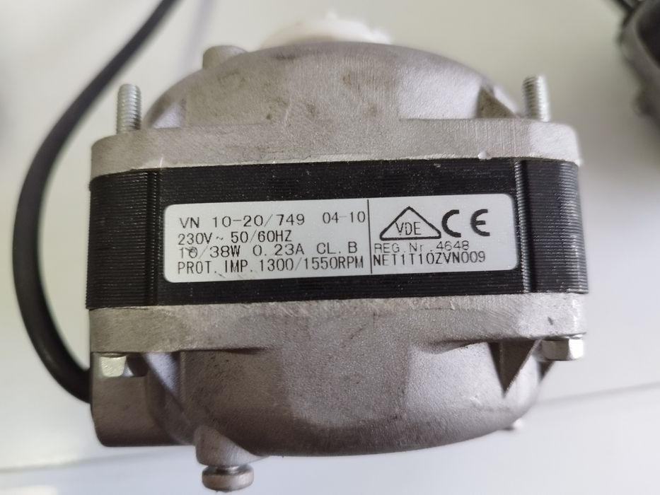 Ремонт холодильников морозильников витрин! Без выходных! 24/7!