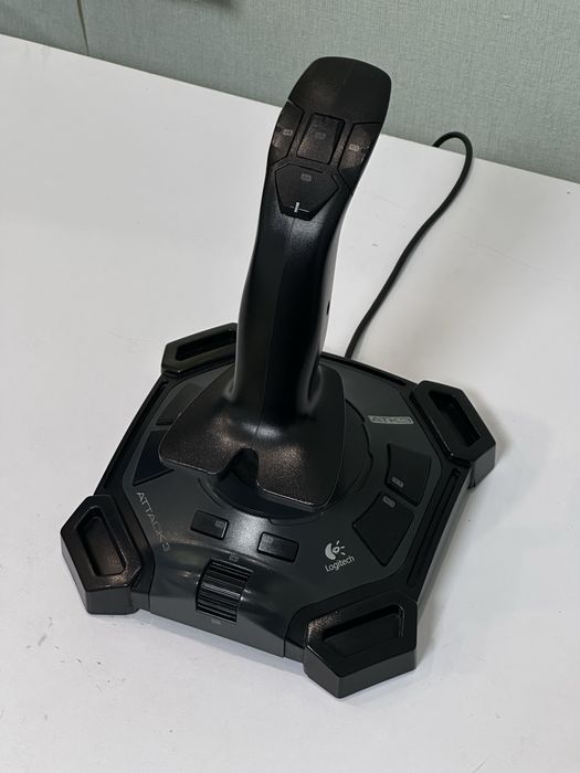 Игровой Штурвал Logitech Attack 3