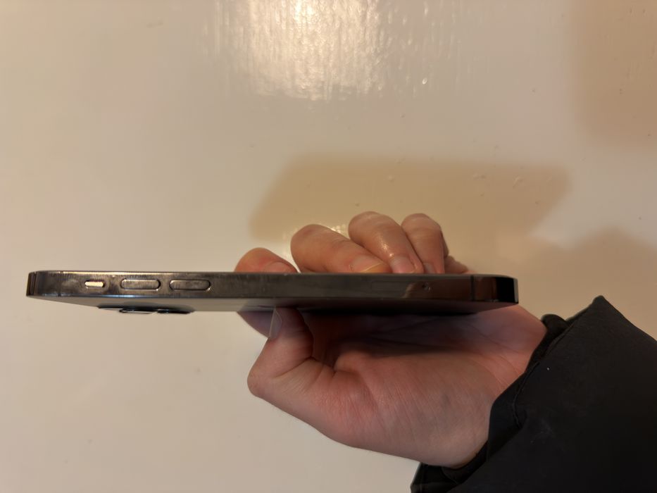 Vând iphone 12 pro Graphite 256 gb