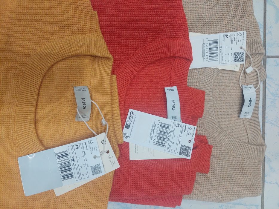 Pulovere barbati M, L Mango