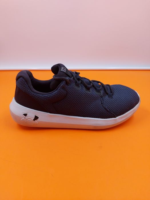 Under Armour номер 44 Оригинални мъжки маратонки