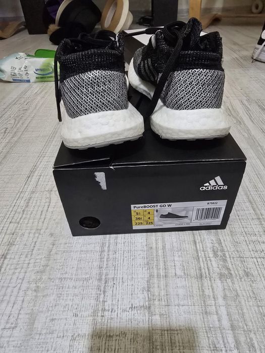 Adidasi adidas