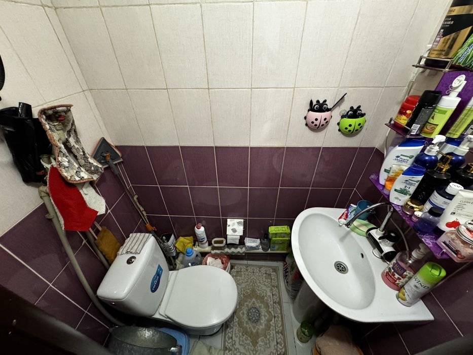 Продается 1 комната бывший общежитие