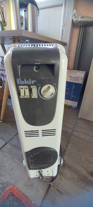 Обогреватель масляный