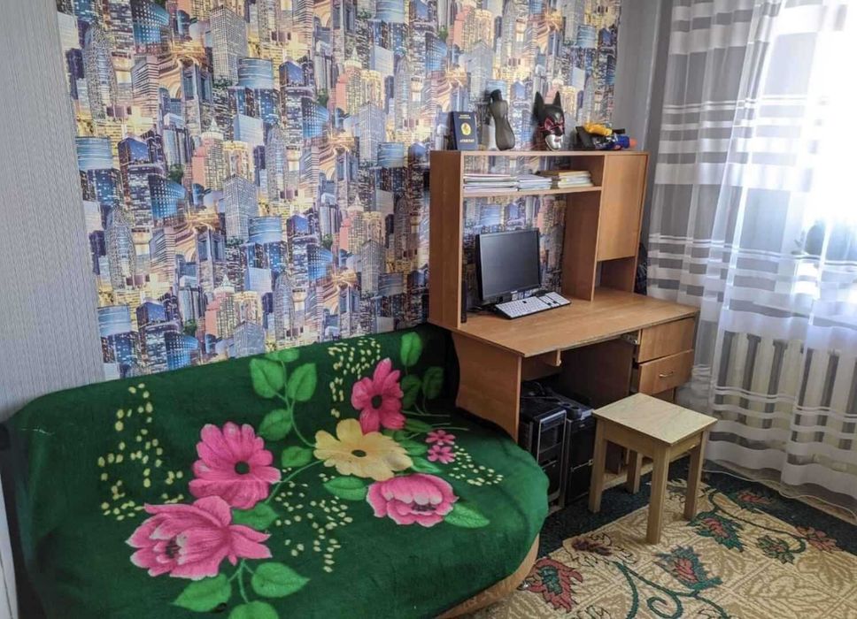 3 комнатная квартира. 20 мкр.
