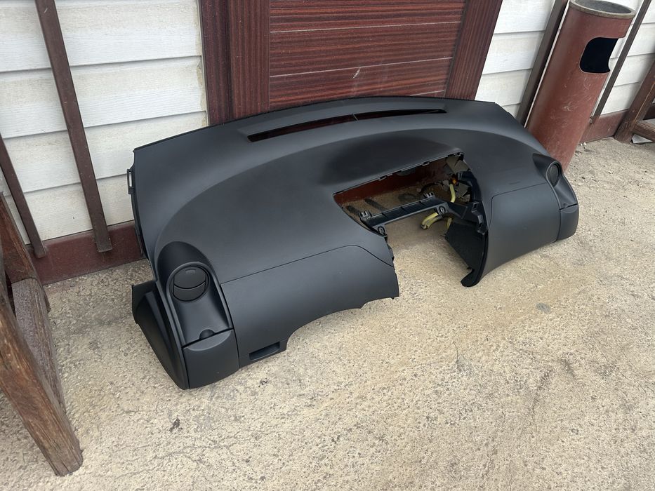 Табло със десен airbag за Тойота Ярис 2006-2010г.!