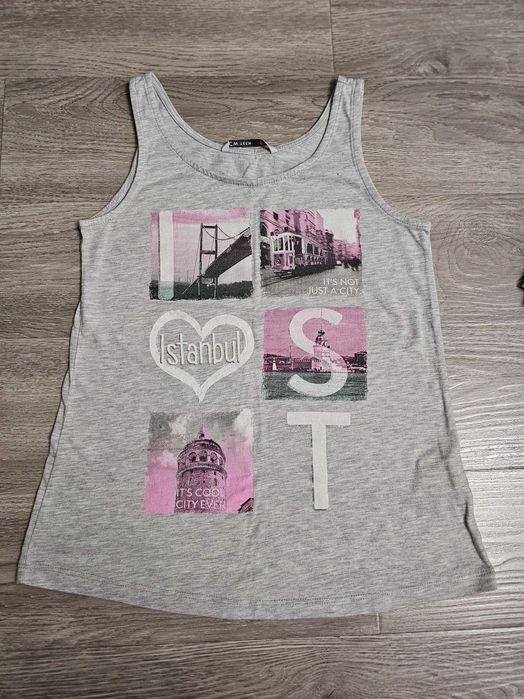 Продам на девочку маечки.