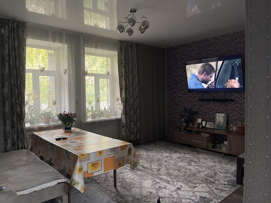 Продам 3х комнатную квартиру сталинка