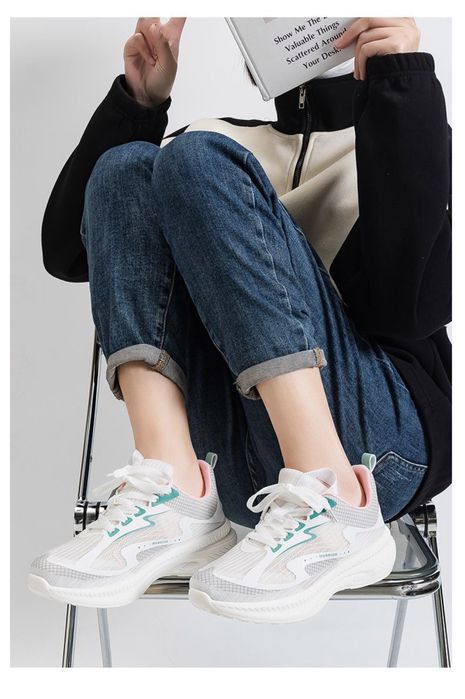 Кроссовки летние