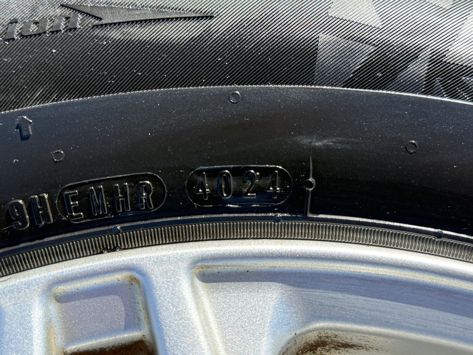 235/60/17 джанти за Мерцедес с зимни гуми NEXEN DOT 4024год