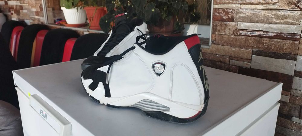 air-jordan-14-retro-black-toe-2014