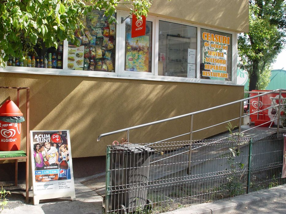 Inchiriez Spatiu Comercial Militari Lujerului Sect. 6 Bucuresti