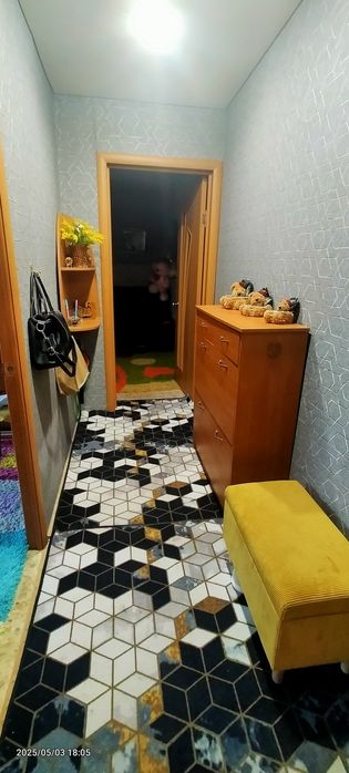 Продам 2 комнатную квартиру