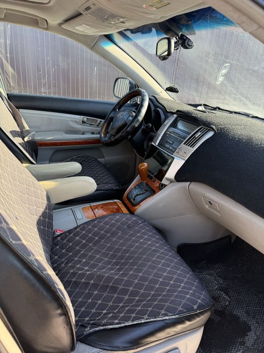 Продам лексус рх350