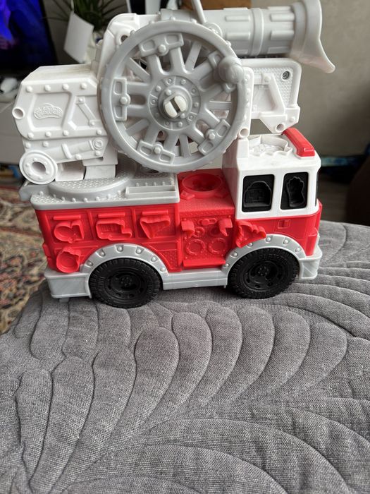 Пожарная машина play doh