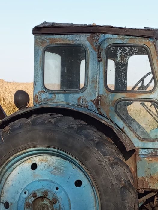 Продам трактор т 40.