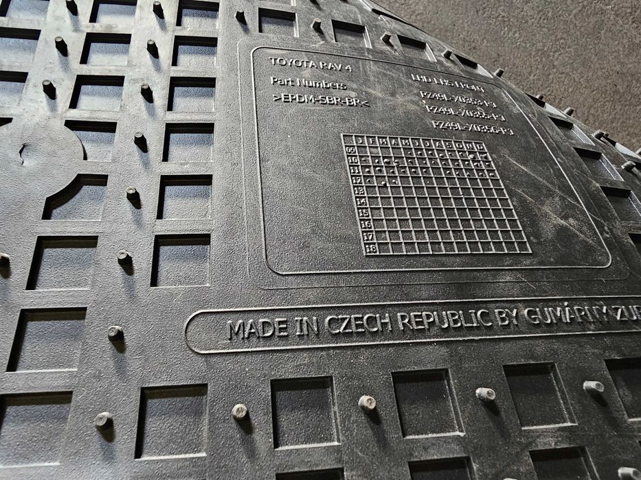 Коврики Rav4    ORIGINAL