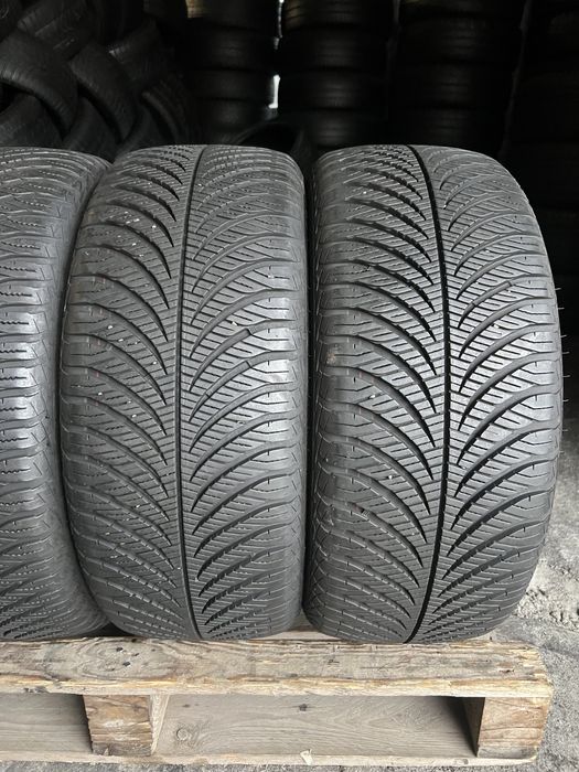 4 anvelope m+s 215/50/17 Goodyear 7.3-7.8 mm!
