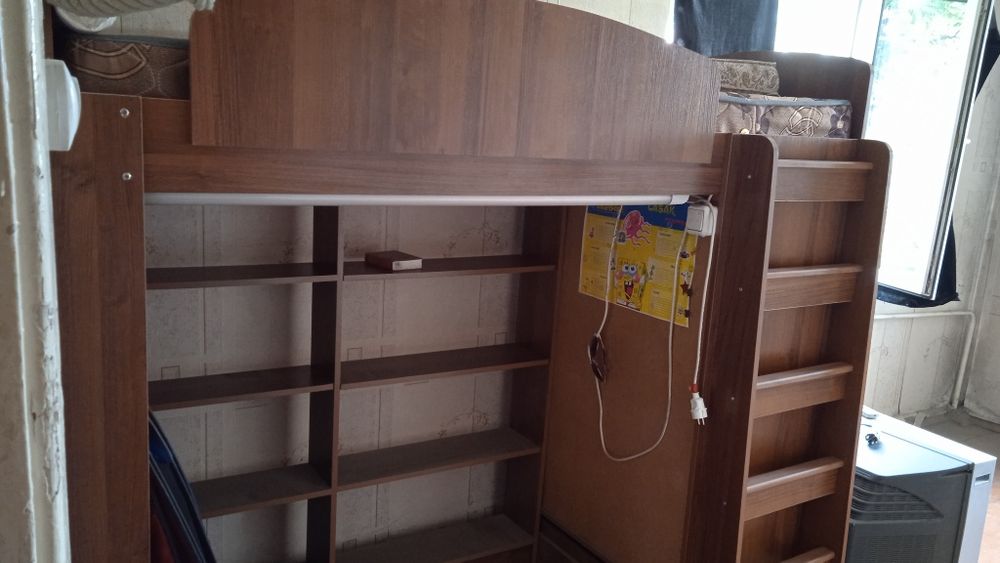 Продаю Шкаф-кровать