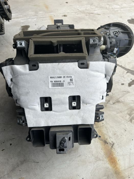 Grup caldura Opel Mokka B / Citroen / peugeot an 2021+ complet / motorase / motoras reglare aer  / calorifer caldura / clima
