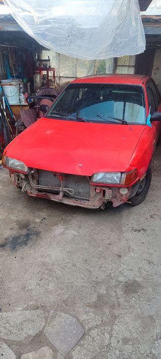 Продам Мазда 323