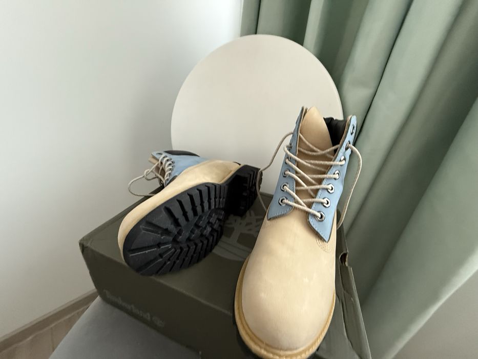 Bocanci Timberland impermeabili de piele nabuc