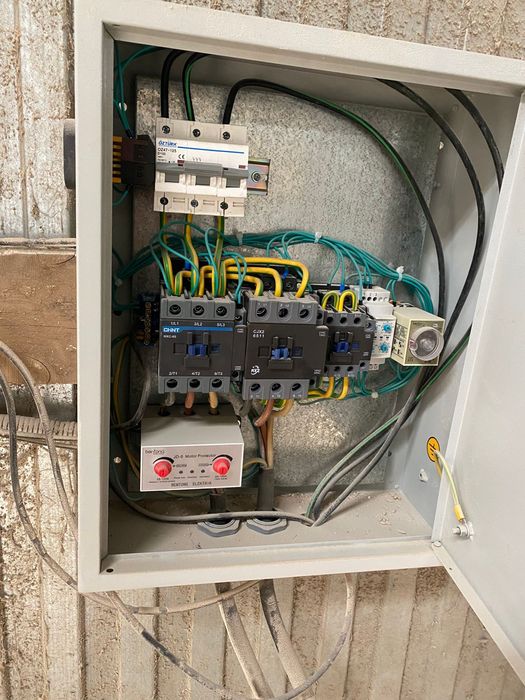 Срочно Продам дробилку