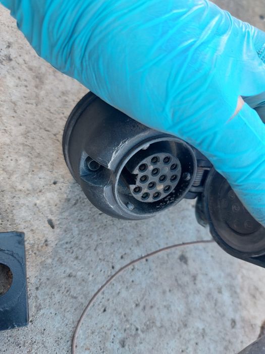 Carlig remorcare Mercedes ML W163 Model 1998-2005 / Colțare carlig ML