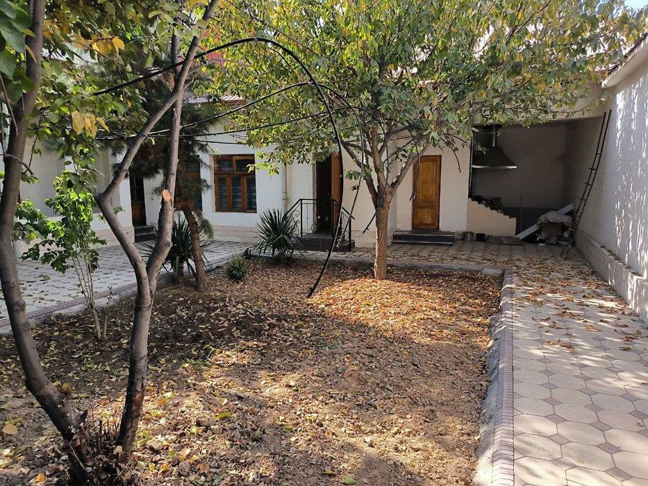 Sotiladi hovli 2.1 sotix Buyuk Ipak Yoli, Nikitina, Xirmontepa.