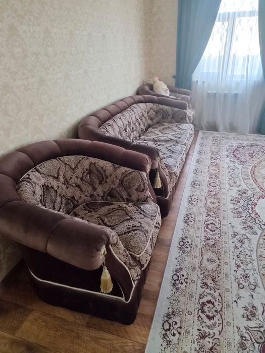 Продам диван и 2 кресла