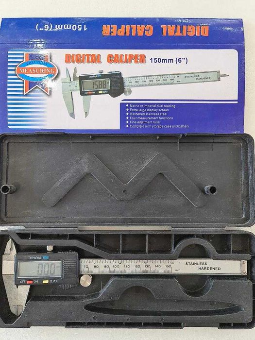 Супер Промоция!!! Метален Дигитален Шублер 150мм в Пластмасова кутия.