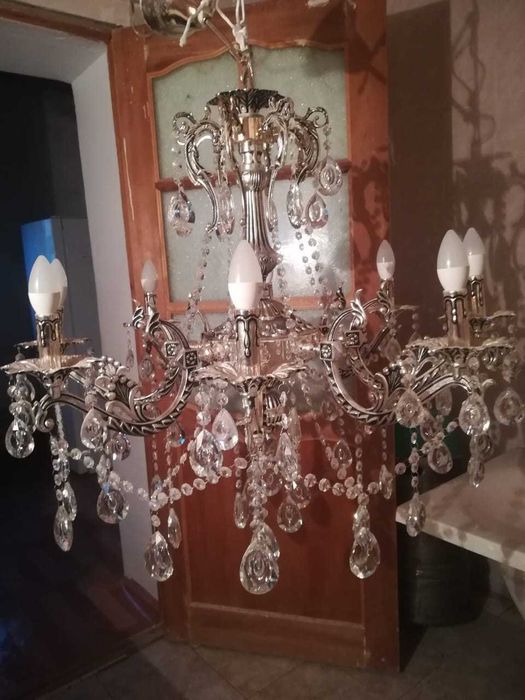 Люстра для гостиной