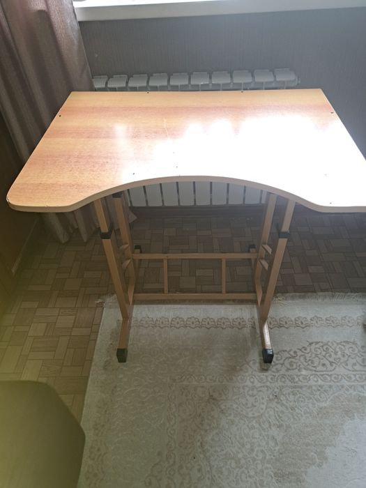 Продам парту б/у