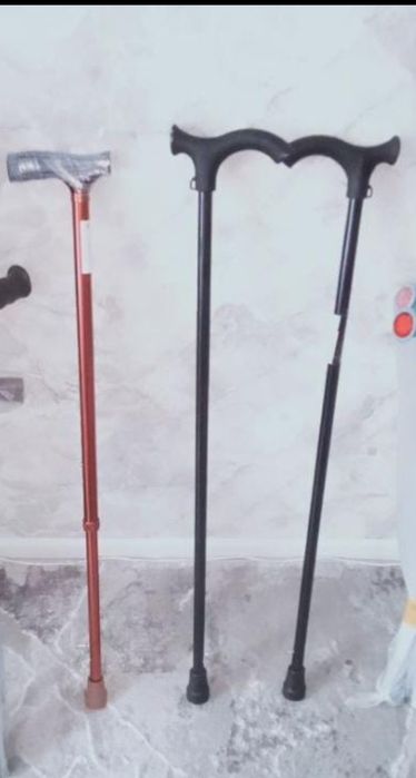 Продам трость для ходьбы 3000