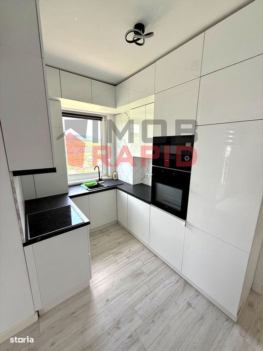 Apartament de închiriat, 4 camere, decomandat, 90mp-Panoramic