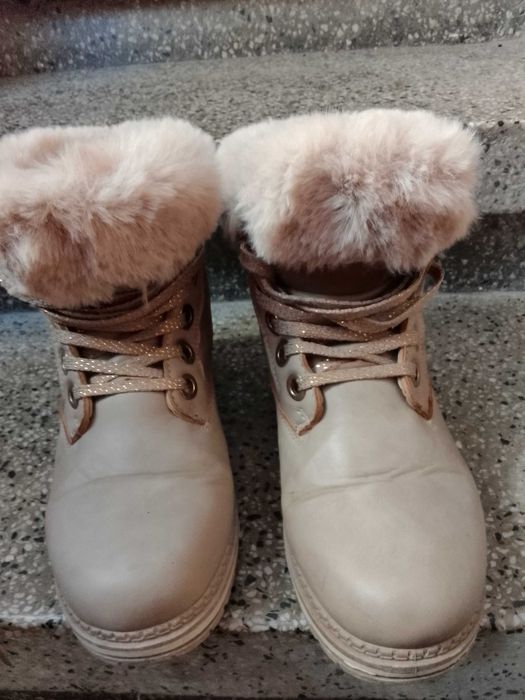 Дамски Зимни ботуши с каракул
