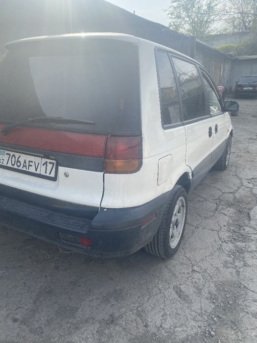 мицубиси спец рунер