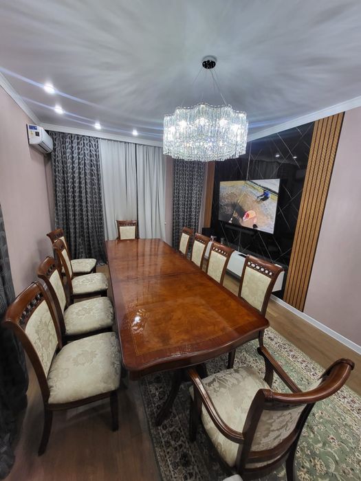 Продам стол стулья