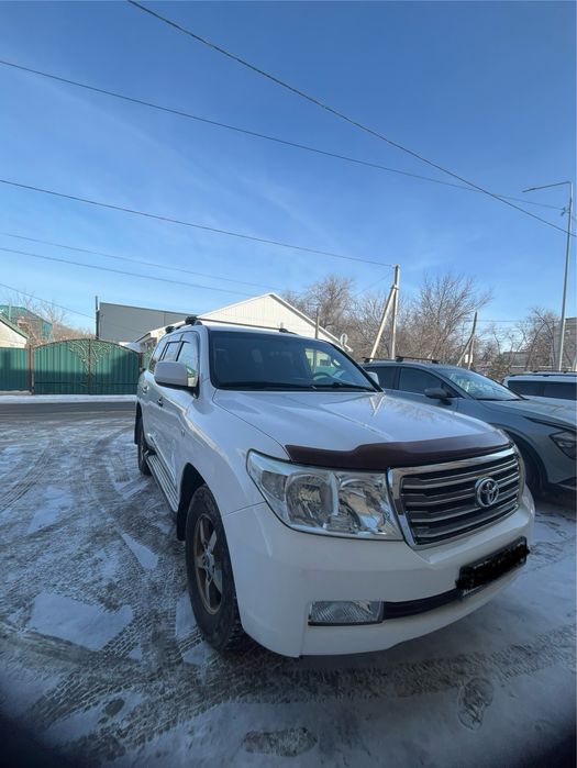 Продам Toyota Land Cruiser 200