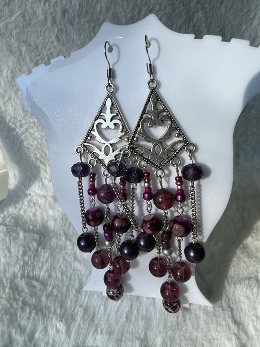 Гривни от полускъпоценни камъни