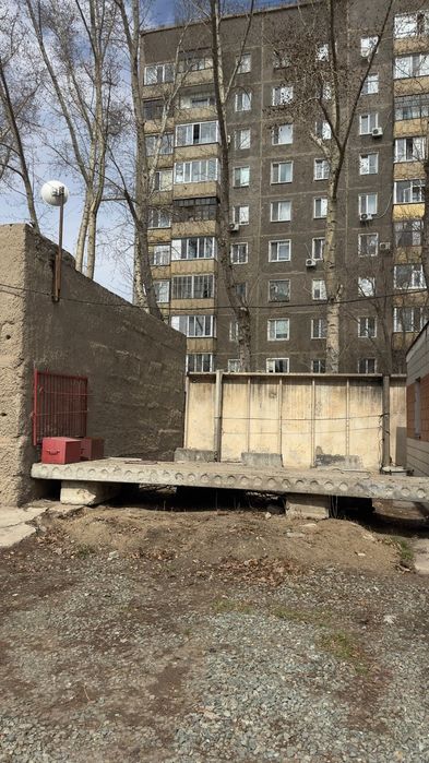 Сдаётся место под контейнеры!