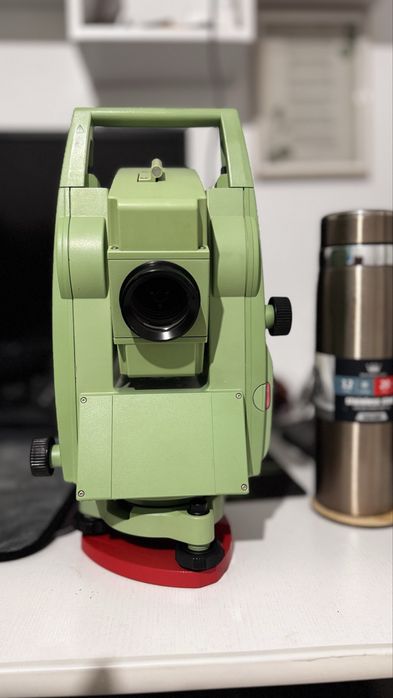 Продам тахеметр Leica TC407