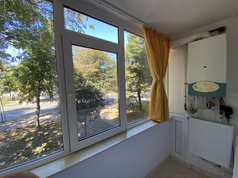 Inchiriez apartament 2 camere et 1- Bdul Bucuresti -statia Vranis