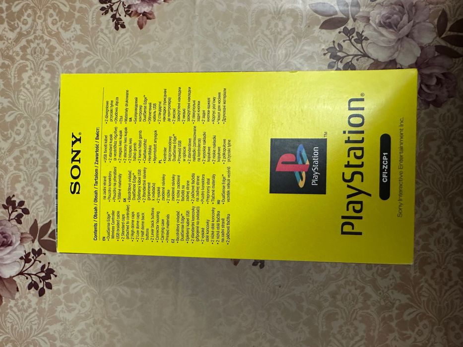 Dualsense Edge limited edition 30th anniversary