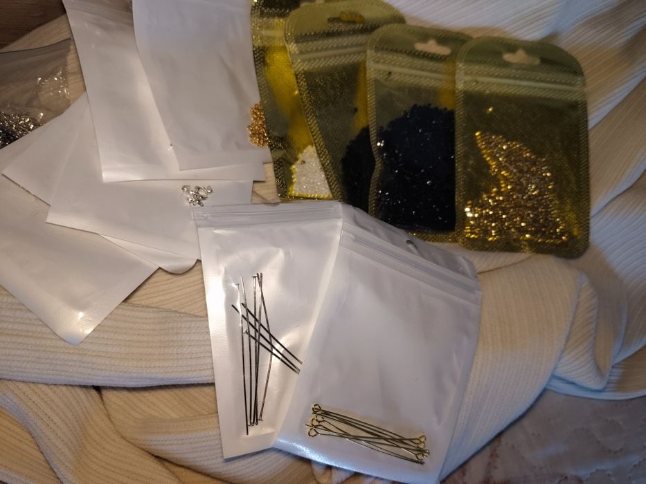 Фурнитура, бисер