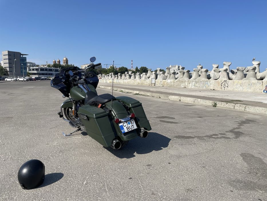 Harley davidson Road glide electra street