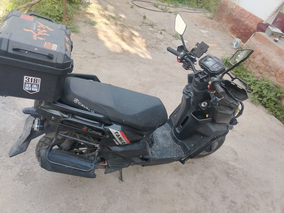 Sukuter Tank 2 srochni sotiladi 600 $
