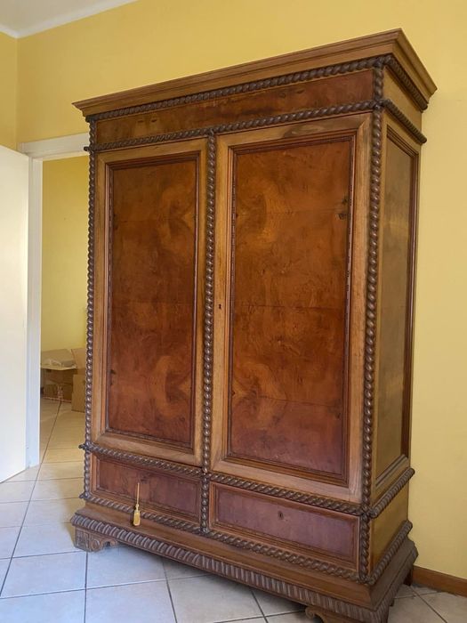 Dormiror  italian llemn de nuc