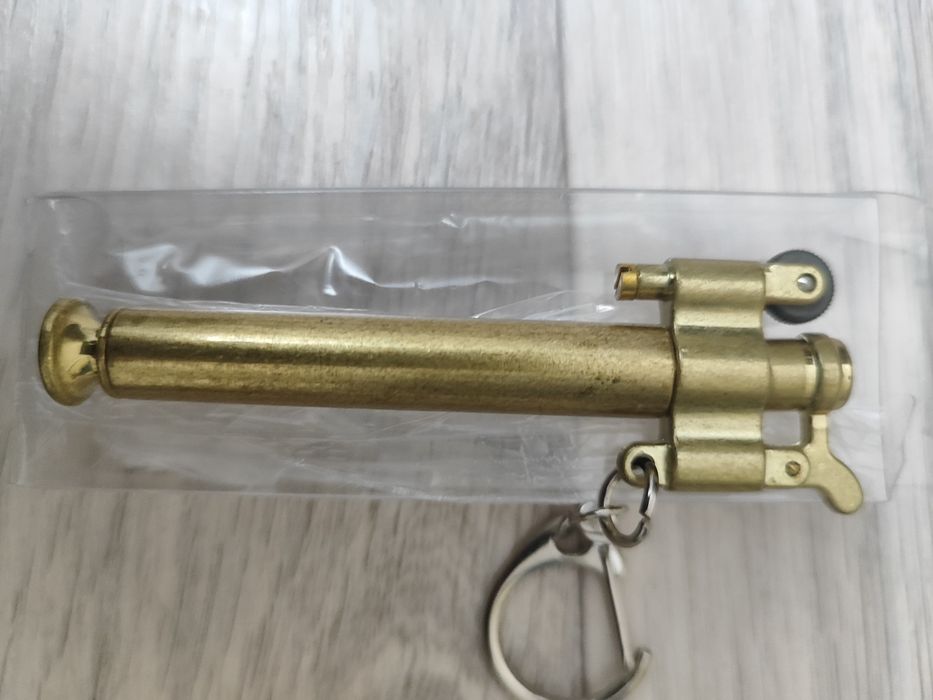 Продам зажигалки