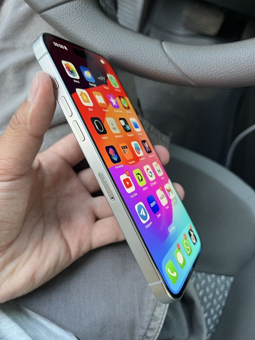 Iphone 15 pro max 256 esim